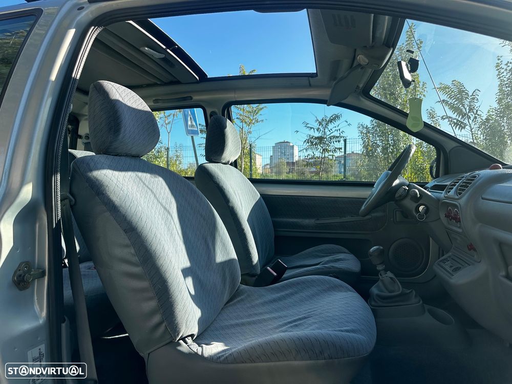 Renault Twingo 1.2 16V Privilége - 9