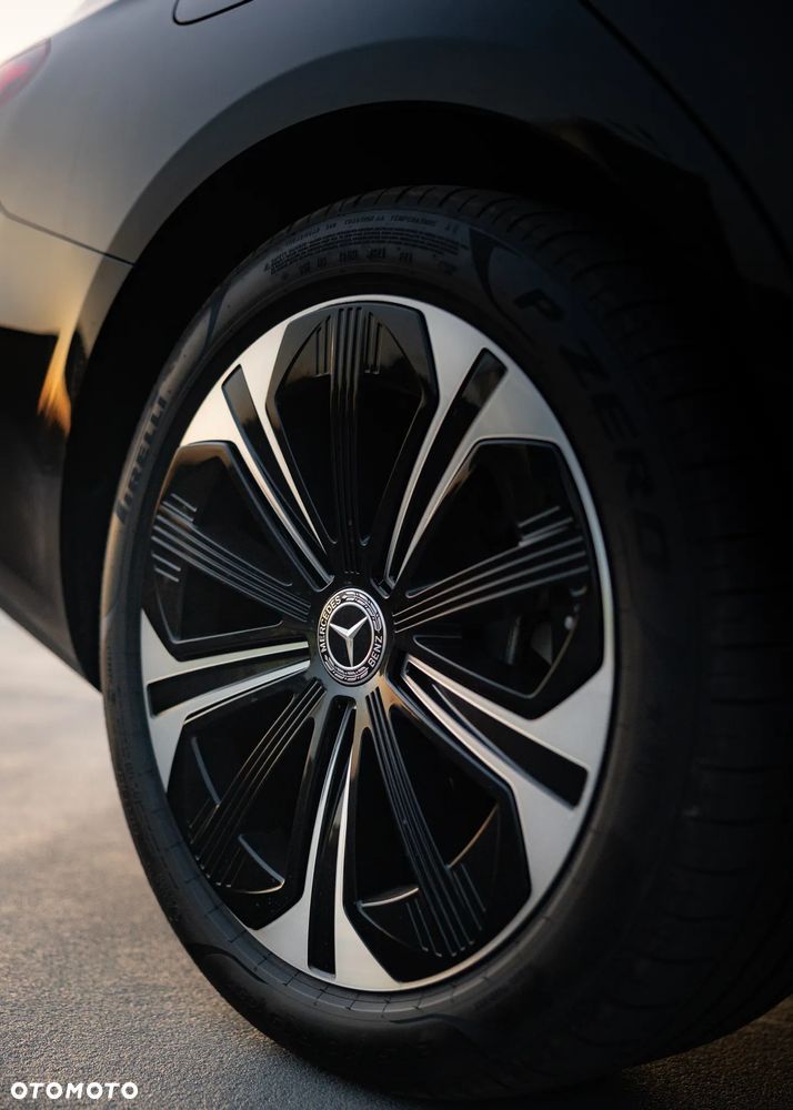 Mercedes-Benz Klasa E - 23