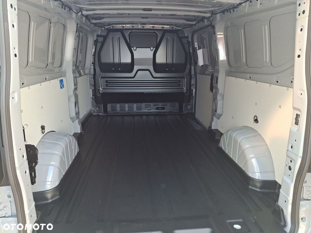 Volkswagen Transporter Furgon 2.0 TDI 4Motion 150 KM automat - 24