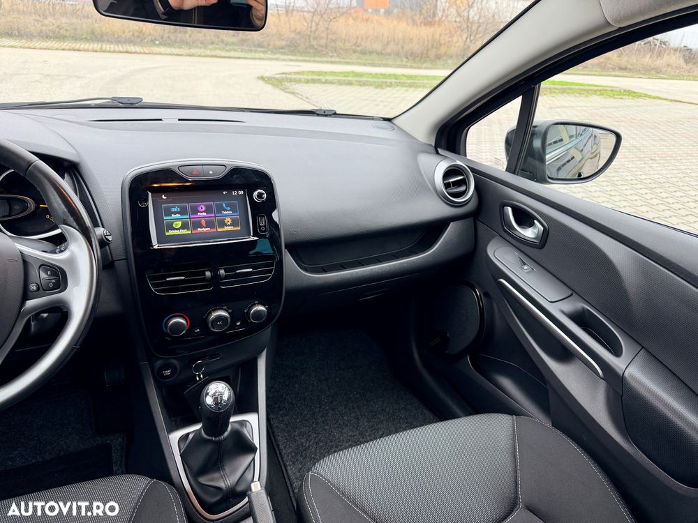 Renault Clio III 1.5dCi Night&Day - 27