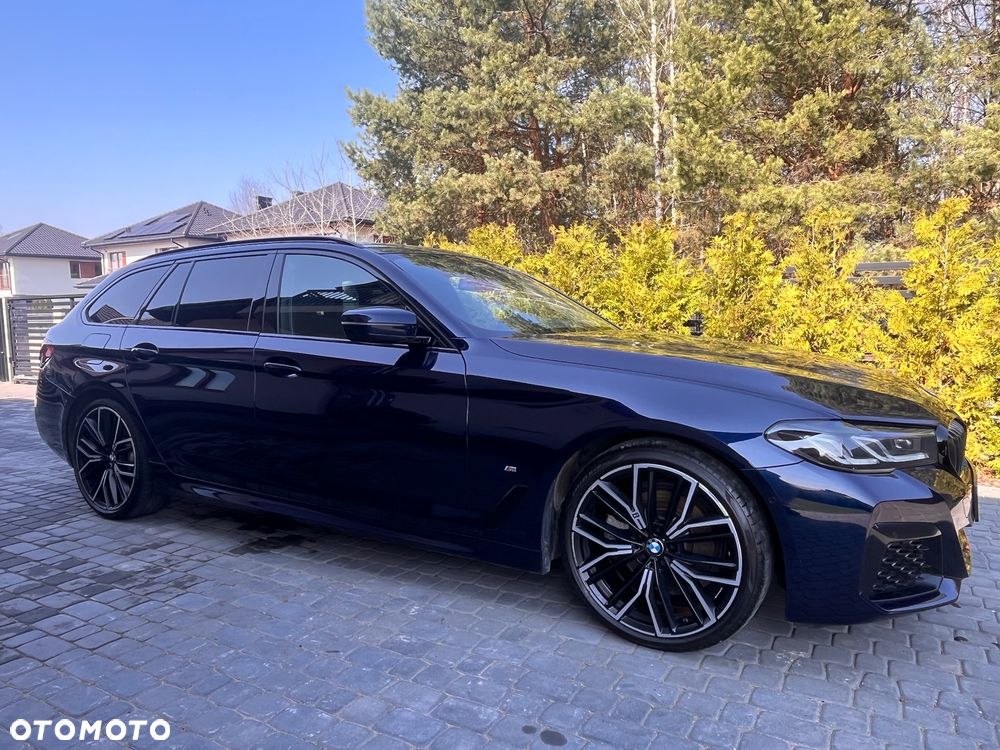 BMW Seria 5 520d M Sport Edition - 9