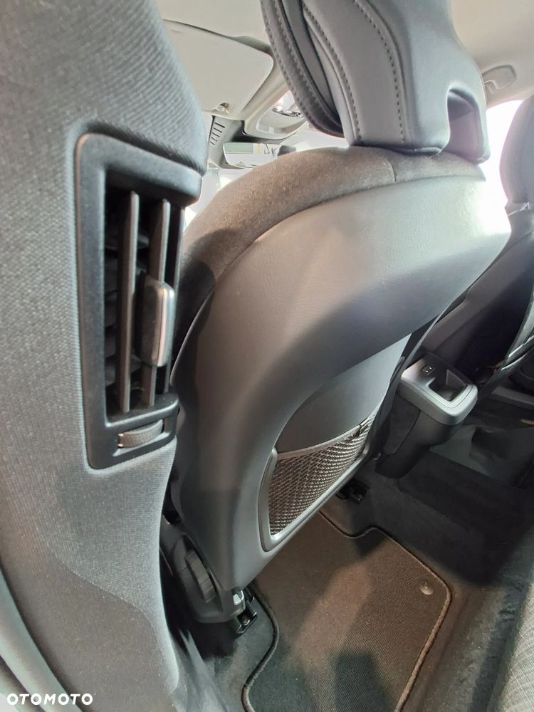 Volvo XC 60 B5 B AWD Core - 20