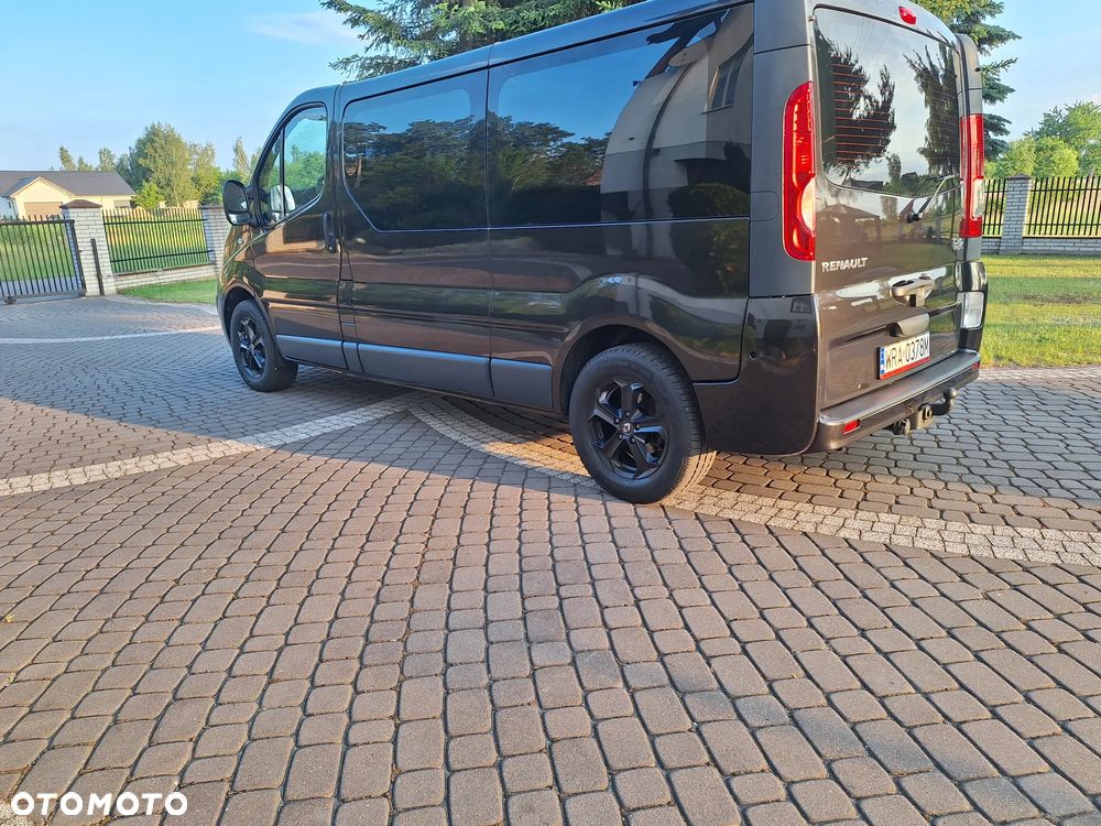 Renault Trafic FAP Grand Passenger Black Edition - 3