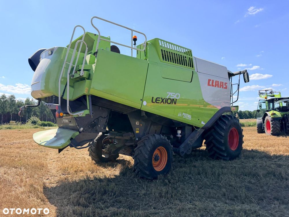 Claas LEXION 750 APS HYBRID - 8
