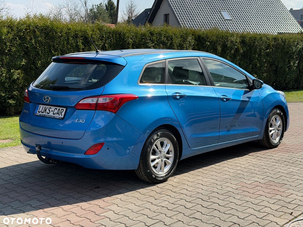 Hyundai i30 Kombi 1.6 GDi DCT Premium - 5