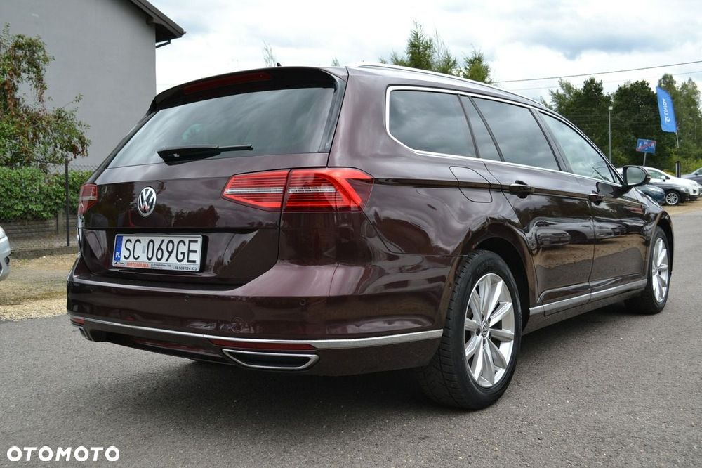 Volkswagen Passat - 4