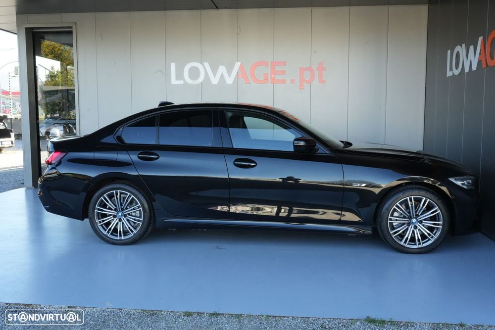 BMW 320 e Pack M Auto - 36