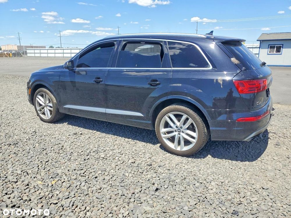 Audi Q7 3.0 TFSI Quattro Tiptronic - 2