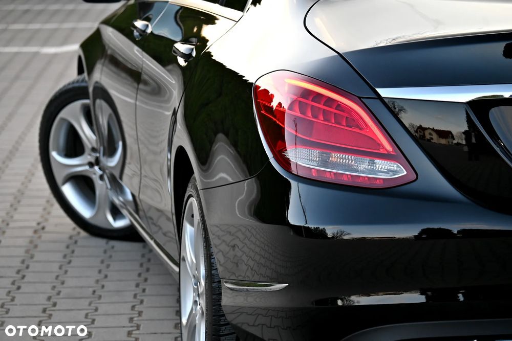 Mercedes-Benz Klasa C 200 Avantgarde - 24