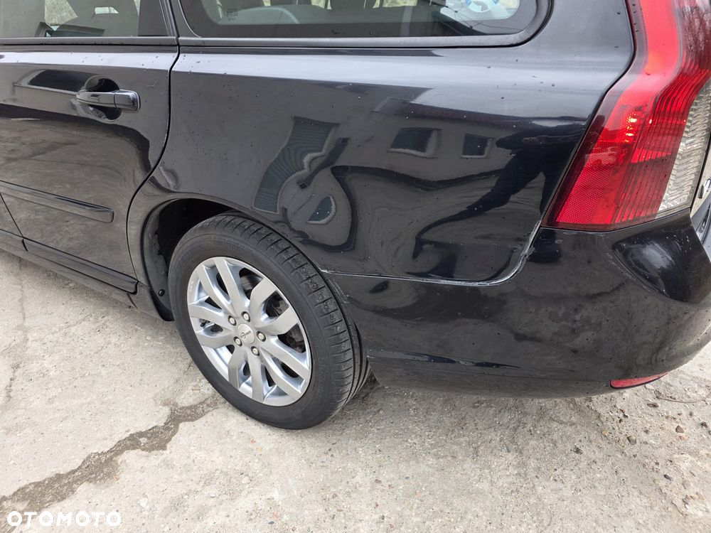 Volvo V50 - 4