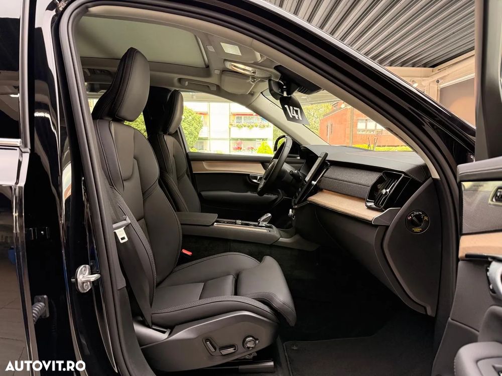 Volvo XC 90 - 21