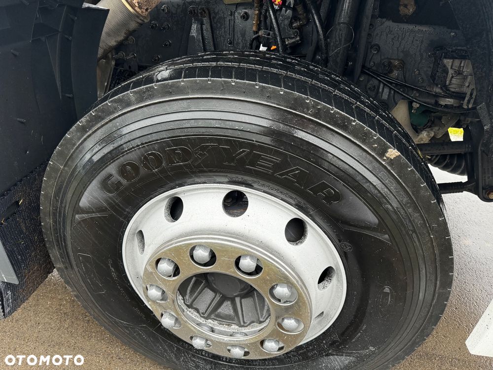 Volvo FH 500 Euro 6 // Przód i tył na poduszce // Serwisowany - 13