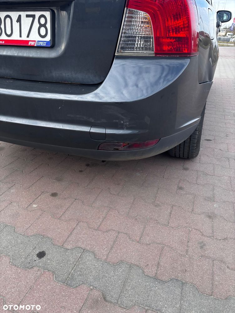 Volvo S40 2.0D - 23