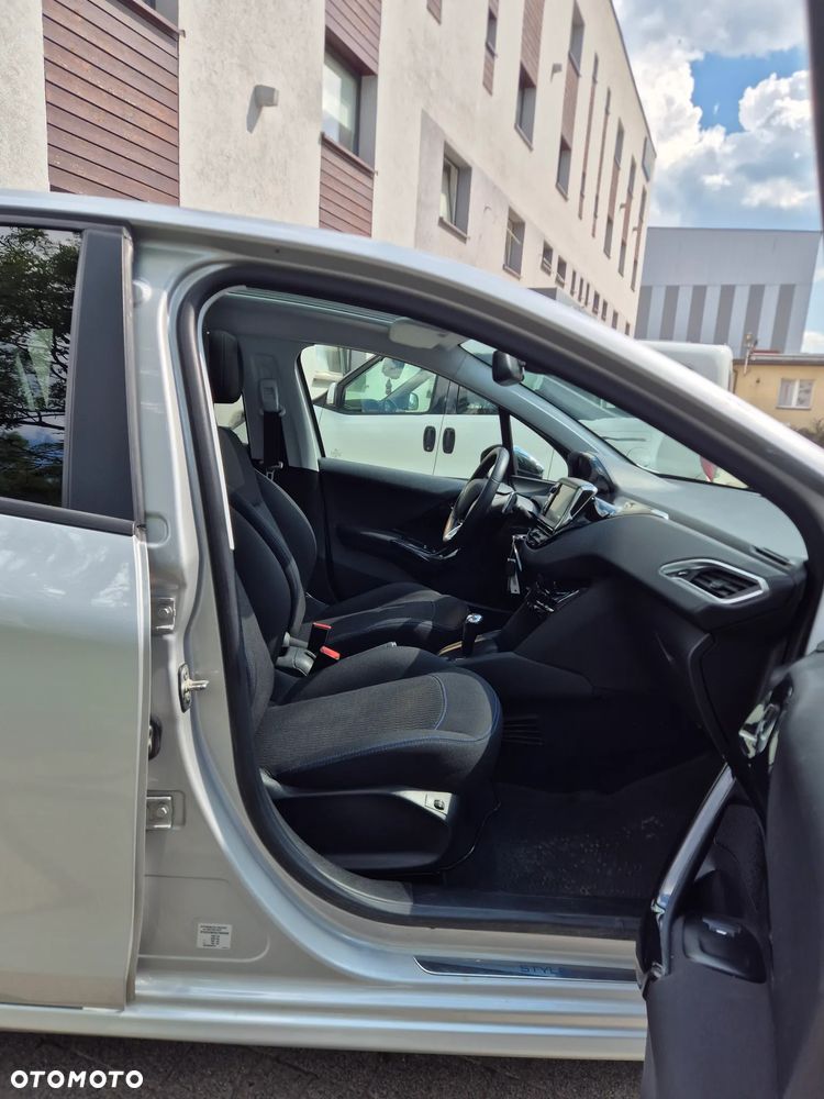 Peugeot 208 PureTech 82 ETG5 Stop & Start Active - 11