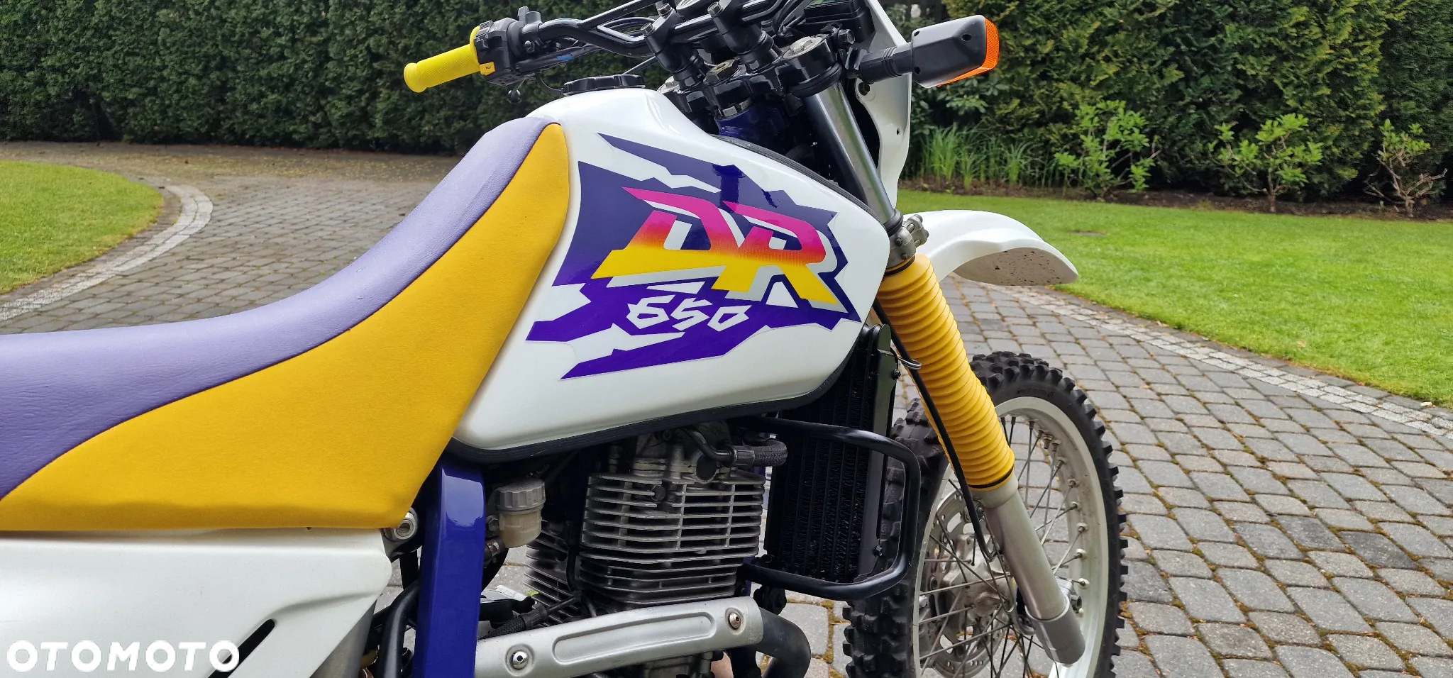 Suzuki DR - 10