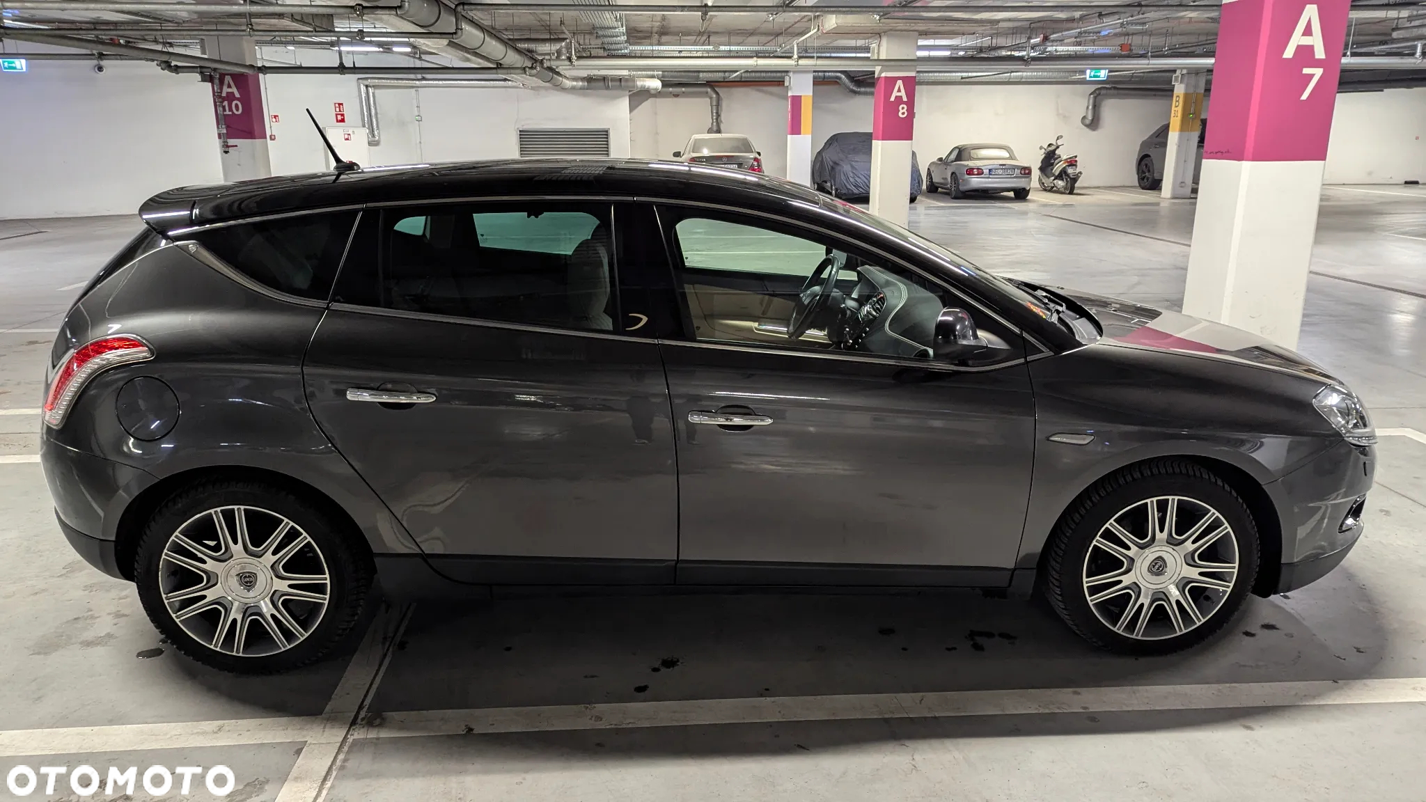 Lancia Delta 1.9 MJ TB Platinum - 5