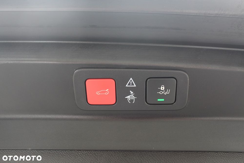 Peugeot 5008 2.0 BlueHDi GT Pack S&S EAT8 - 36
