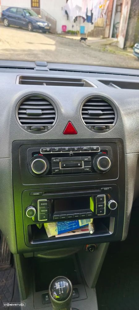 VW Caddy 1.6 TDi Extra AC BlueMotion - 5