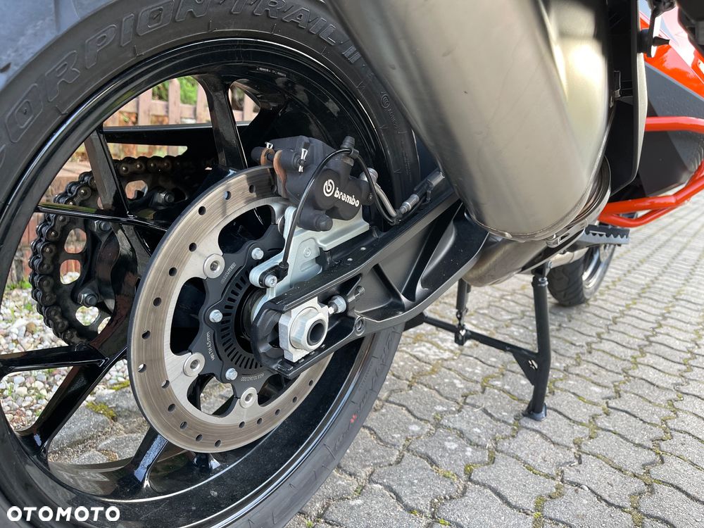 KTM Super Adventure - 25