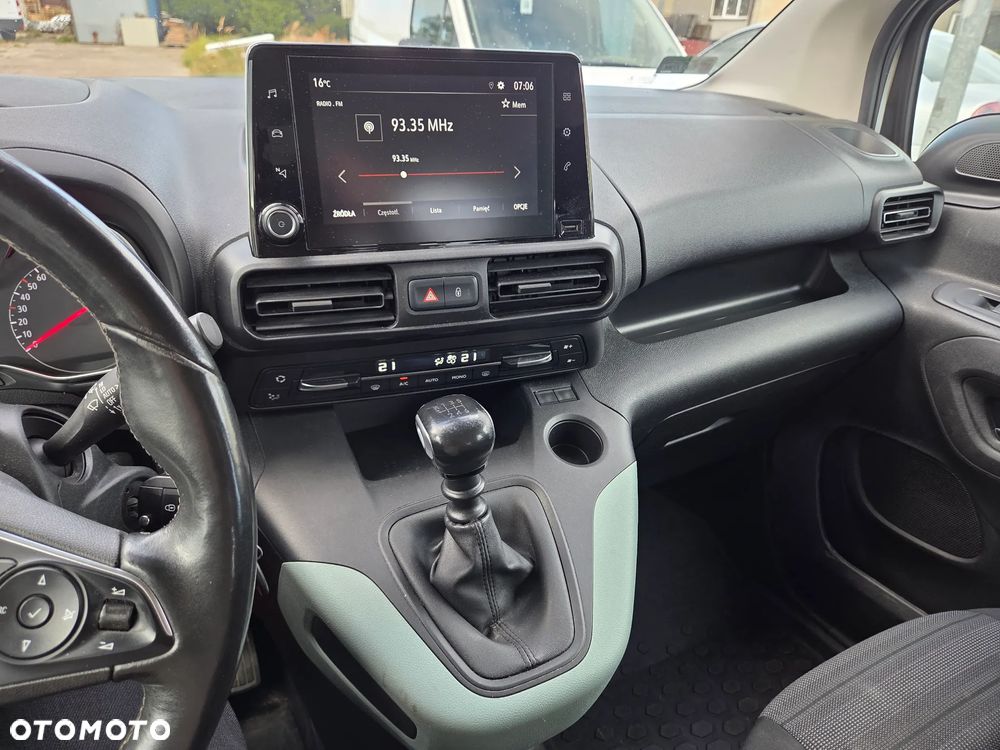 Opel Combo 1.2 Turbo Enjoy S&S - 6