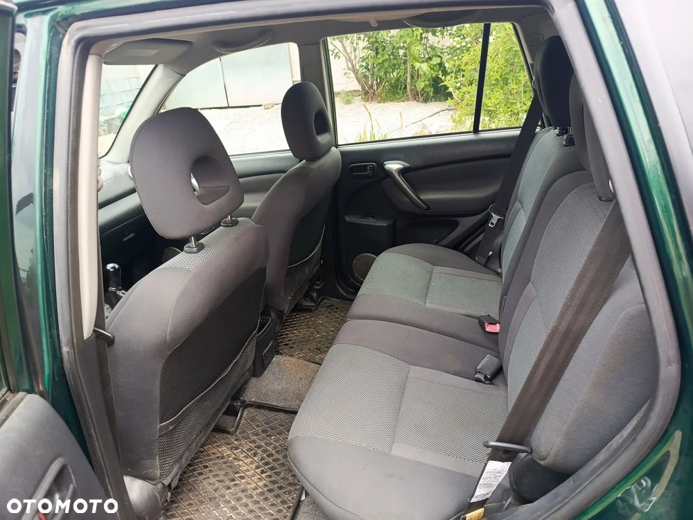 Toyota RAV4 2.0 VVT-i 4x4 - 5
