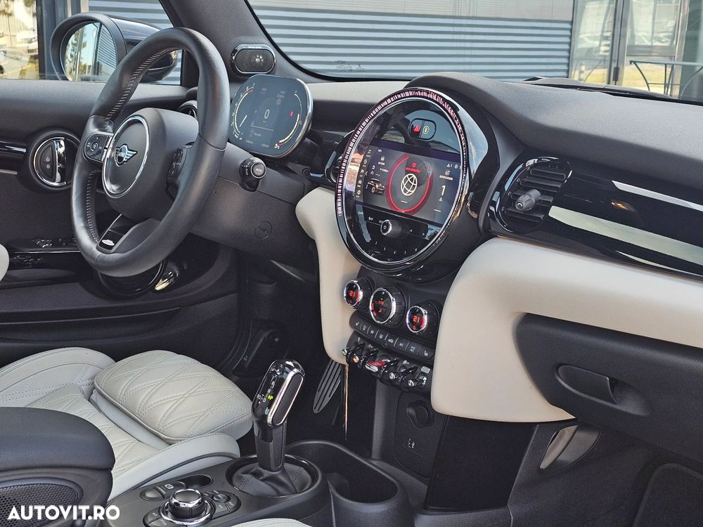 Mini Cooper S Aut. John Works Trim - 12