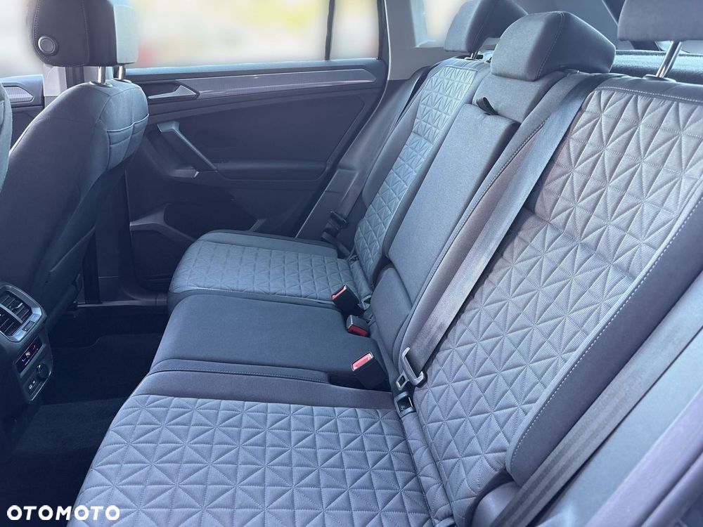 Volkswagen Tiguan 1.5 TSI EVO Life - 16