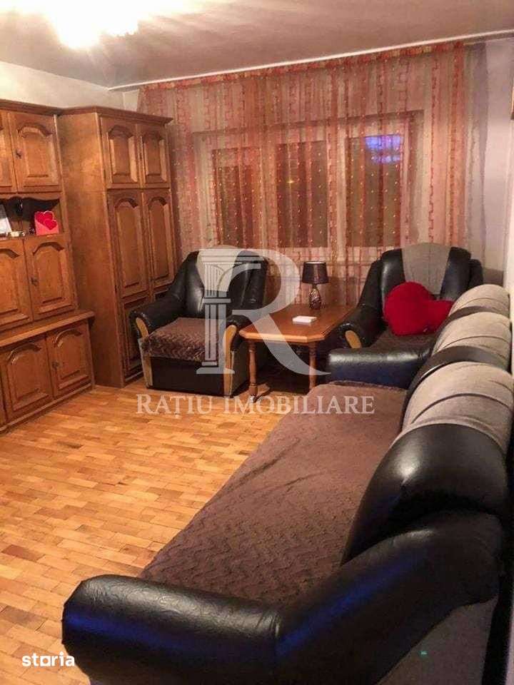 Apartament cu 3 camere | Etaj intermediar | Rogerius | Oradea — fotografia 2