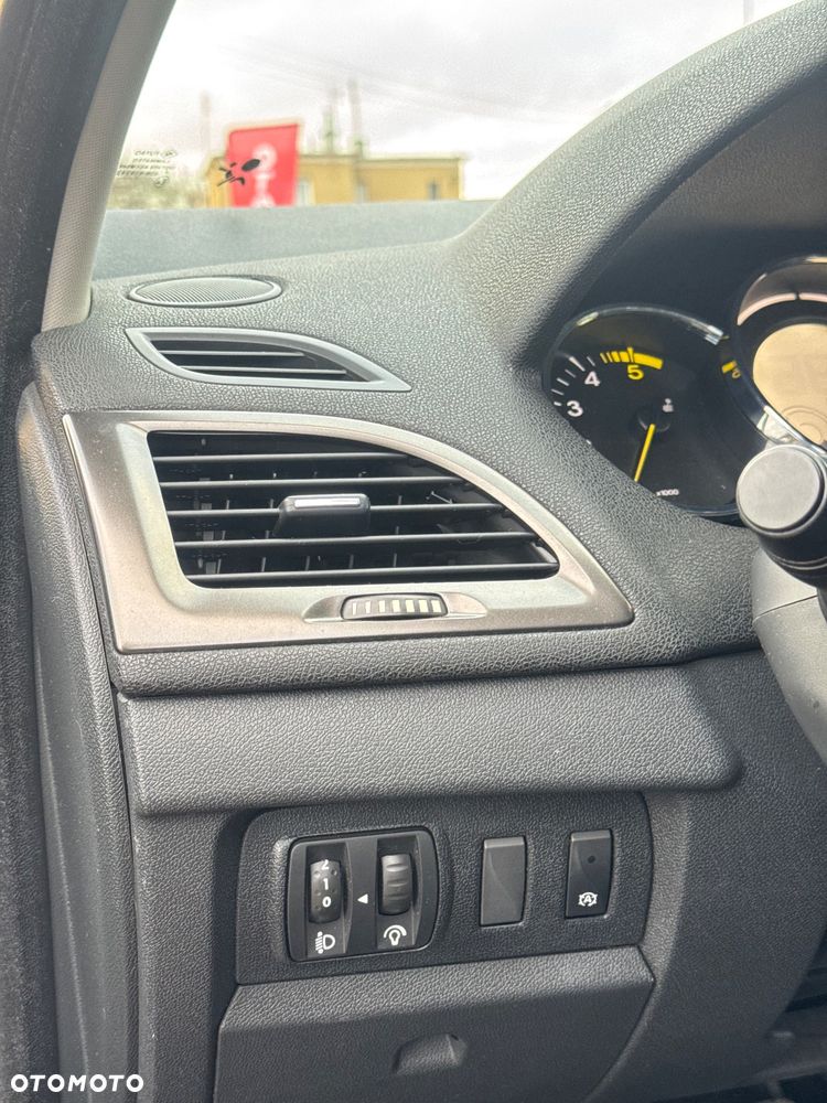 Renault Megane ENERGY dCi 110 GT LINE - 34