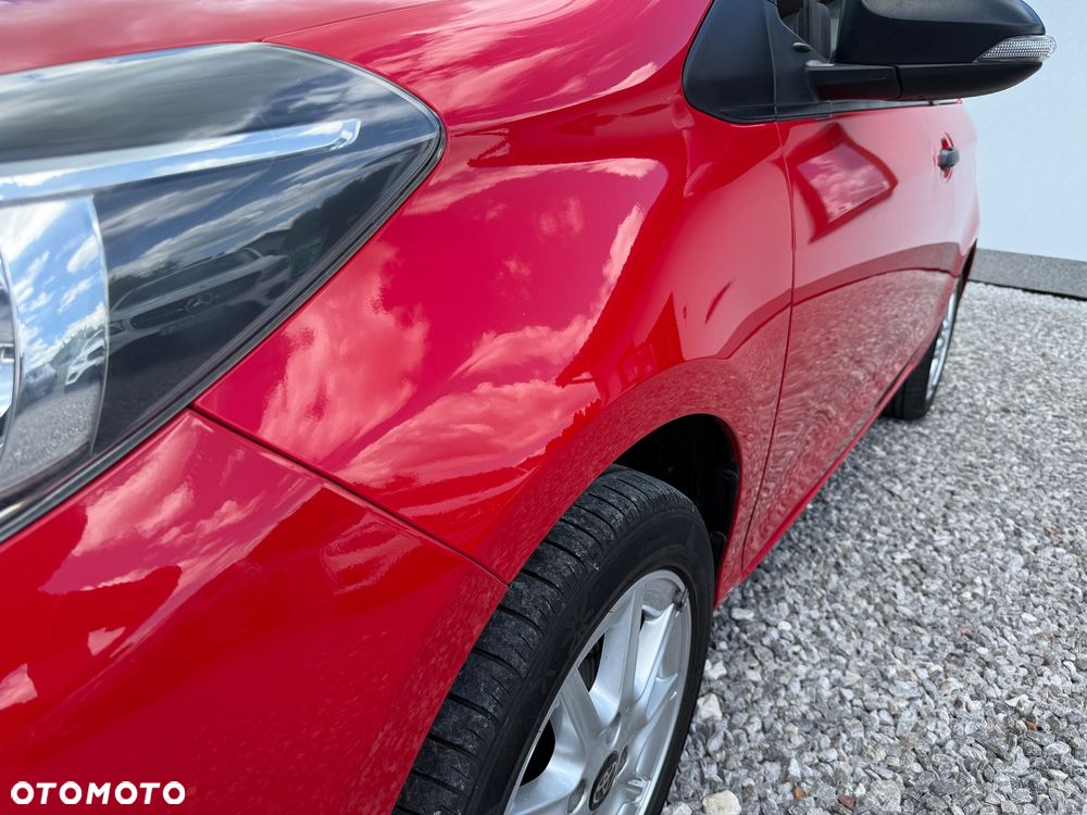 Toyota Yaris 1.0 Entry EU5 - 18