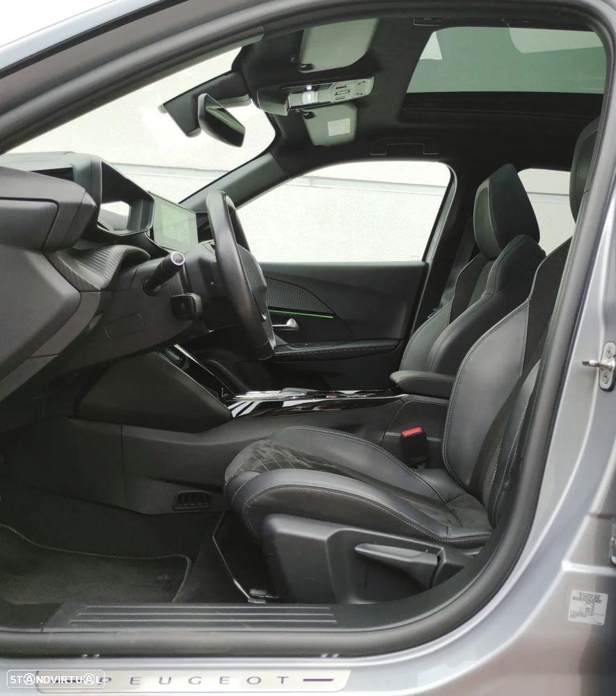Peugeot e-2008 GT - 23