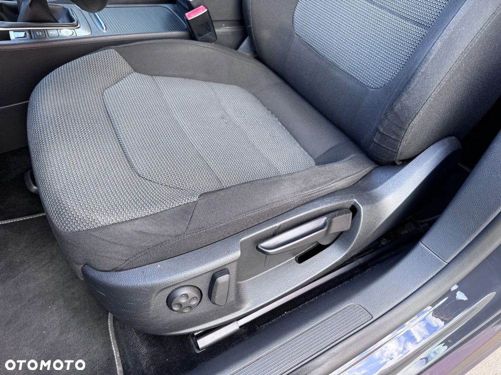 Volkswagen Passat Variant 2.0 TDI Comfortline - 29