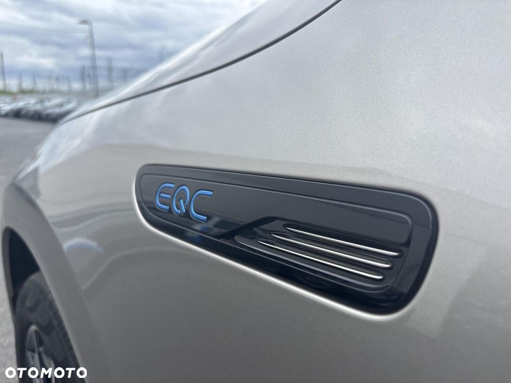 Mercedes-Benz EQC - 10
