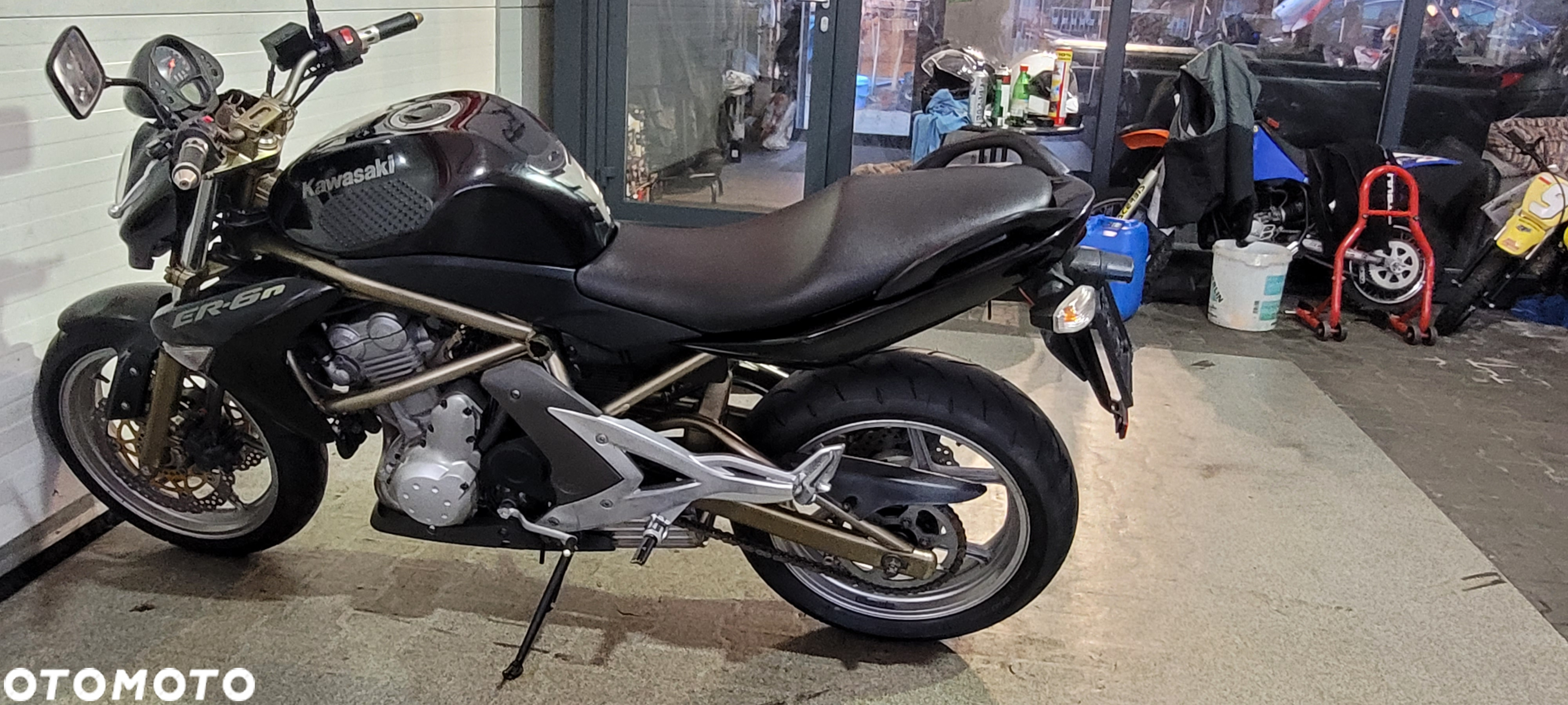 Kawasaki ER - 23