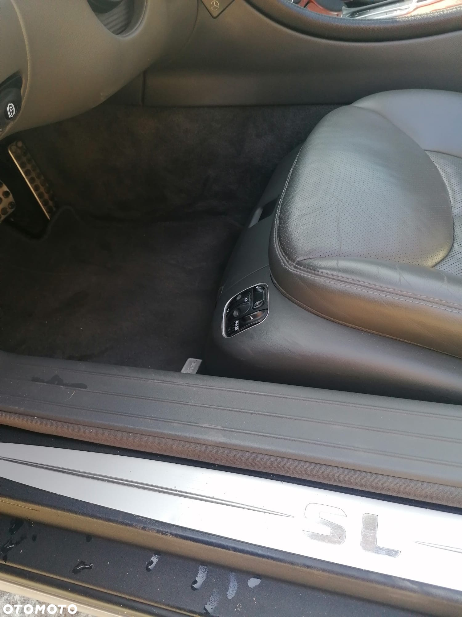 Mercedes-Benz SL 500 - 12