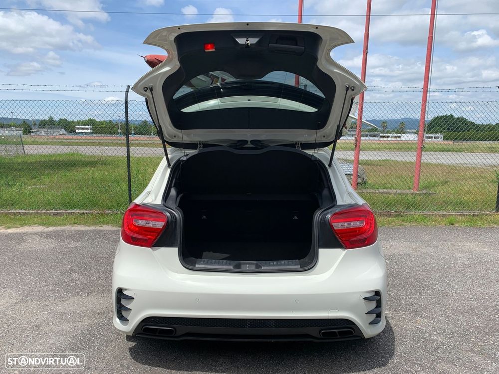 Mercedes-Benz A 45 AMG 4-Matic - 44