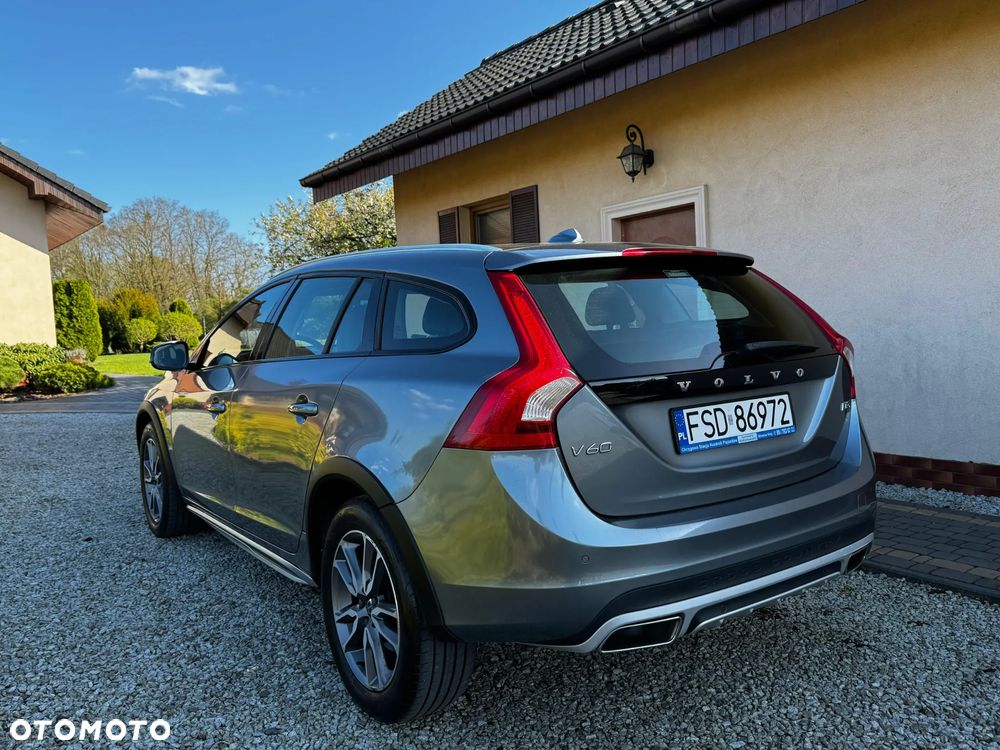 Volvo V60 Cross Country D3 Geartronic - 8