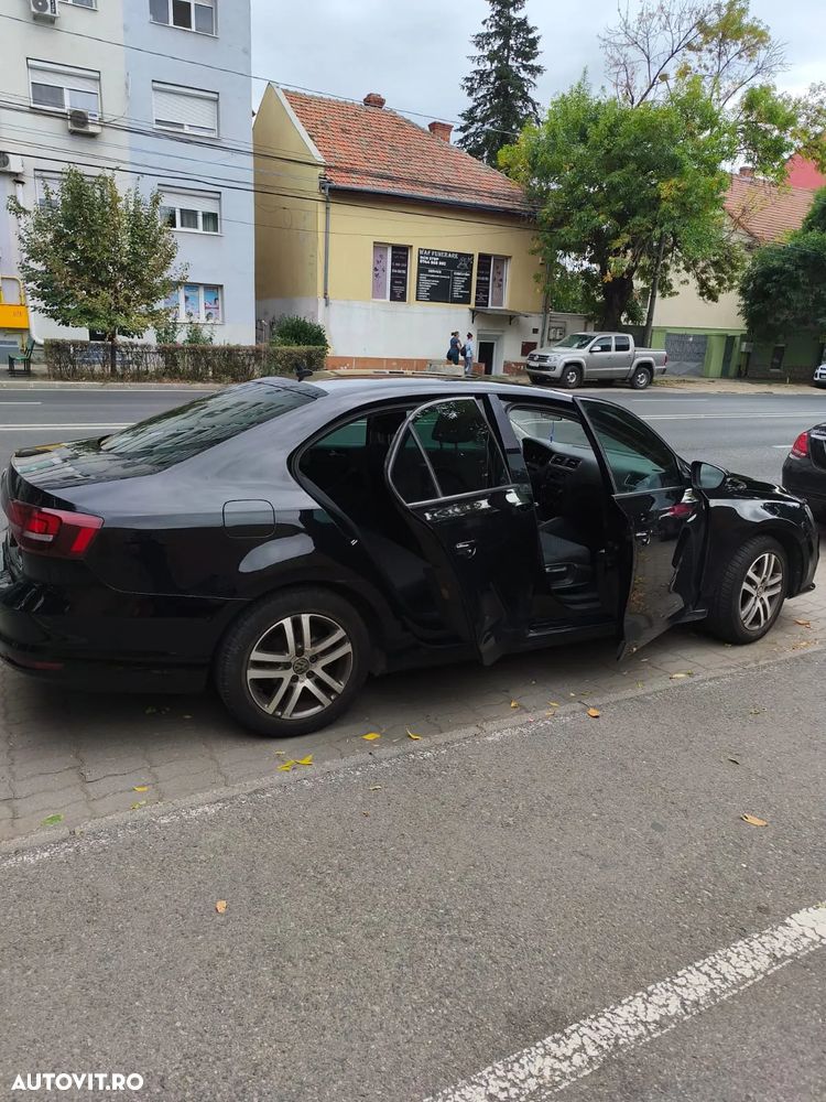 Volkswagen Jetta 1.2 TSI Comfortline - 10