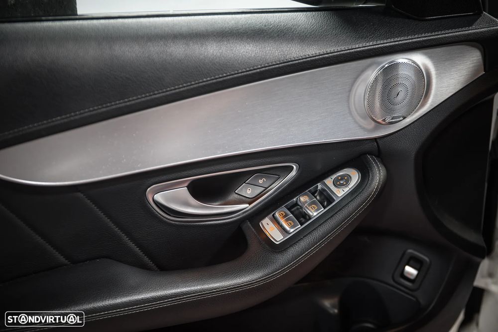 Mercedes-Benz C 300 BlueTEC Hybrid AMG Line - 9