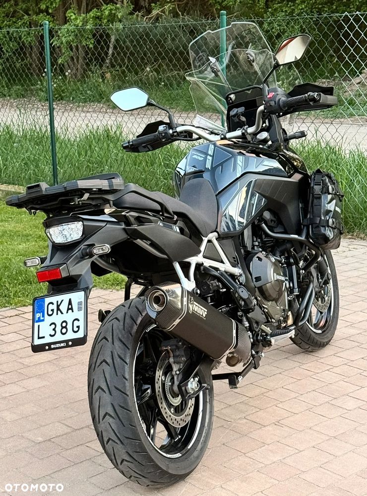 Suzuki DL - 22