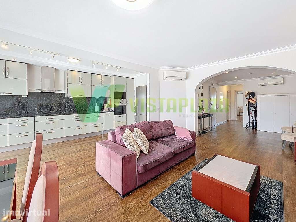 Apartamento T2 Único com Vista Rio na Zona Ribeirinha de Portimão - Grande imagem: 5/31