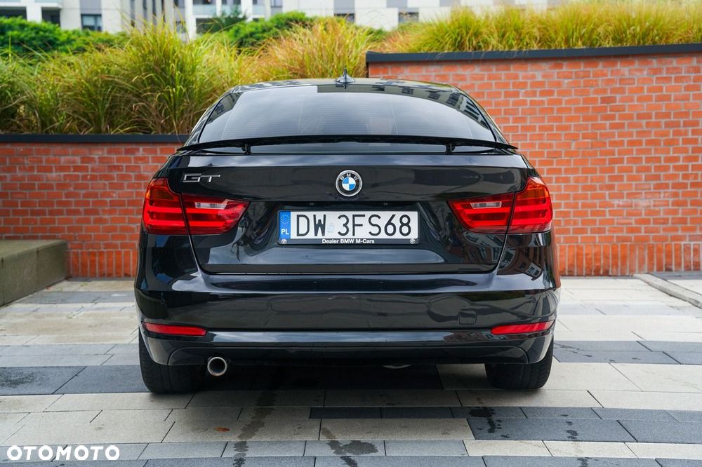 BMW 3GT 318d Sport Line - 9