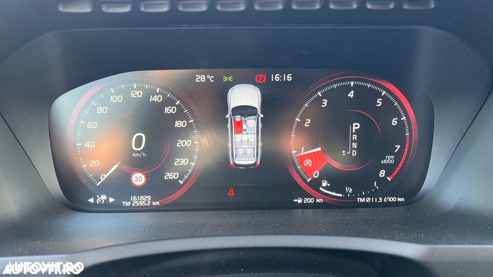 Volvo XC 90 T5 AWD Geartronic Momentum - 25