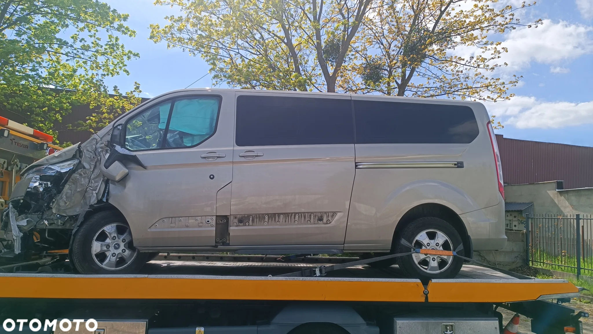 Ford Tourneo Custom - 6