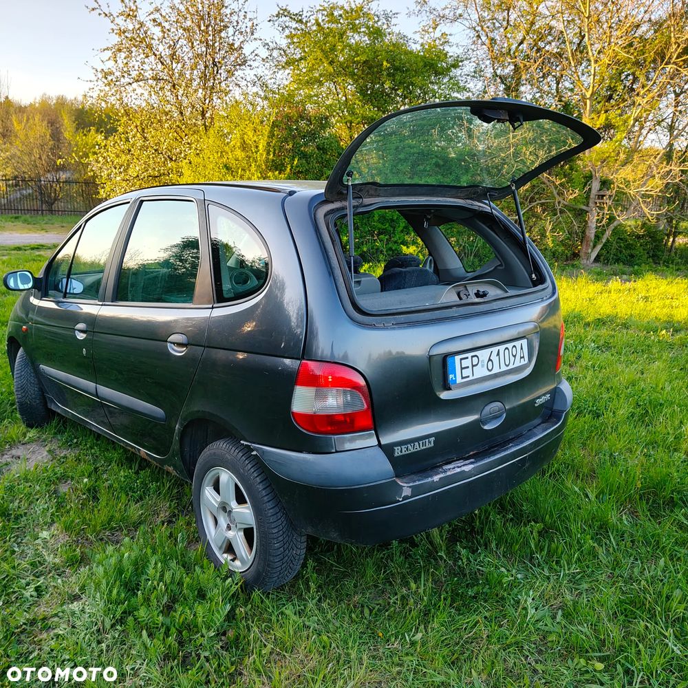 Renault Scenic 1.6 16V EXpression - 7