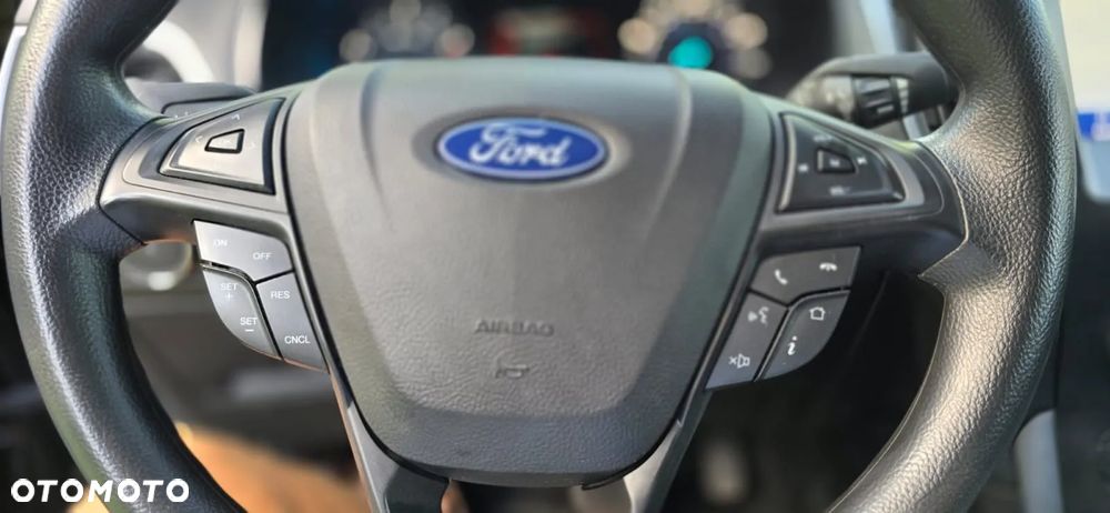 Ford Edge - 13