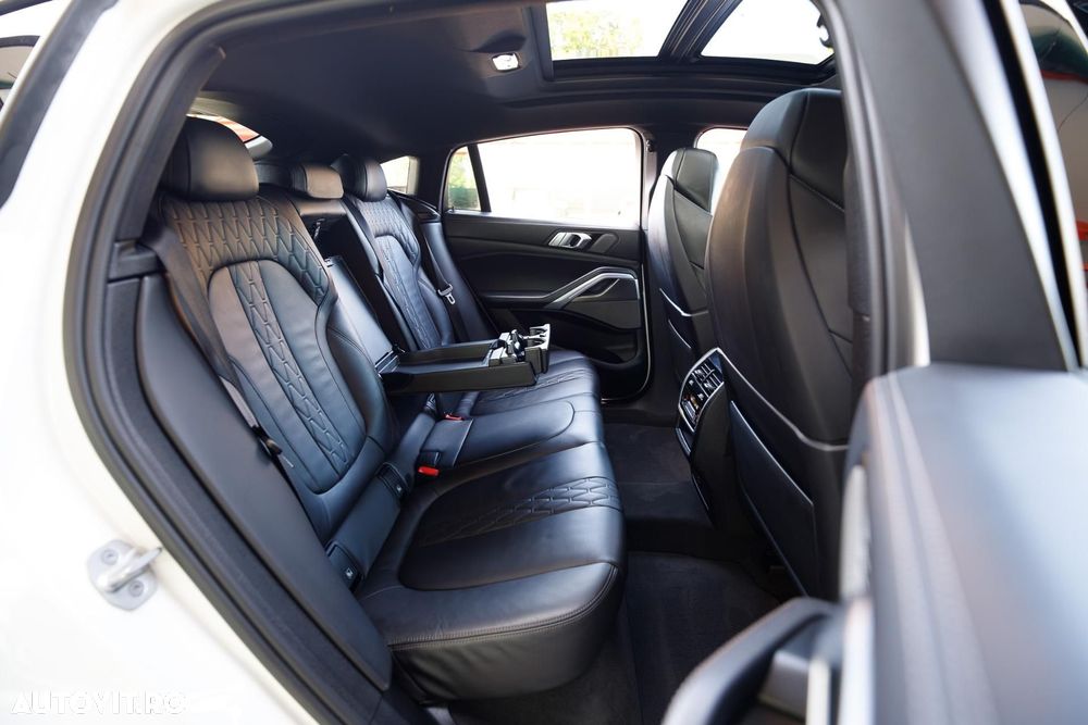 BMW X6 xDrive40i AT MHEV - 21