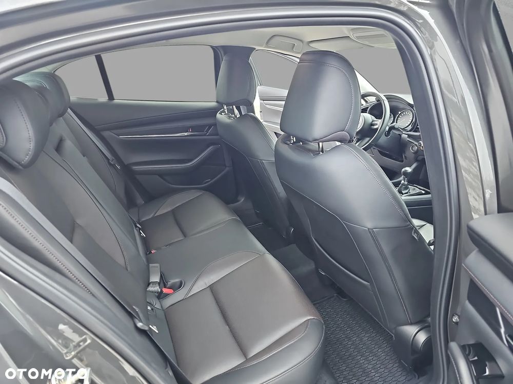 Mazda 3 2.0 mHEV Hikari - 15