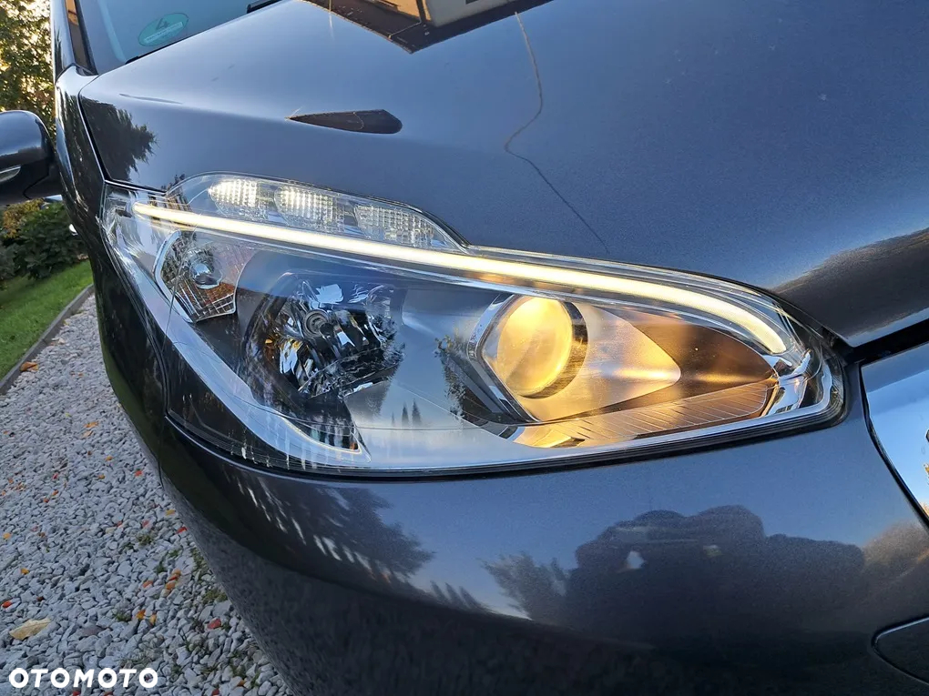 Peugeot 208 1.2 PureTech Active - 37