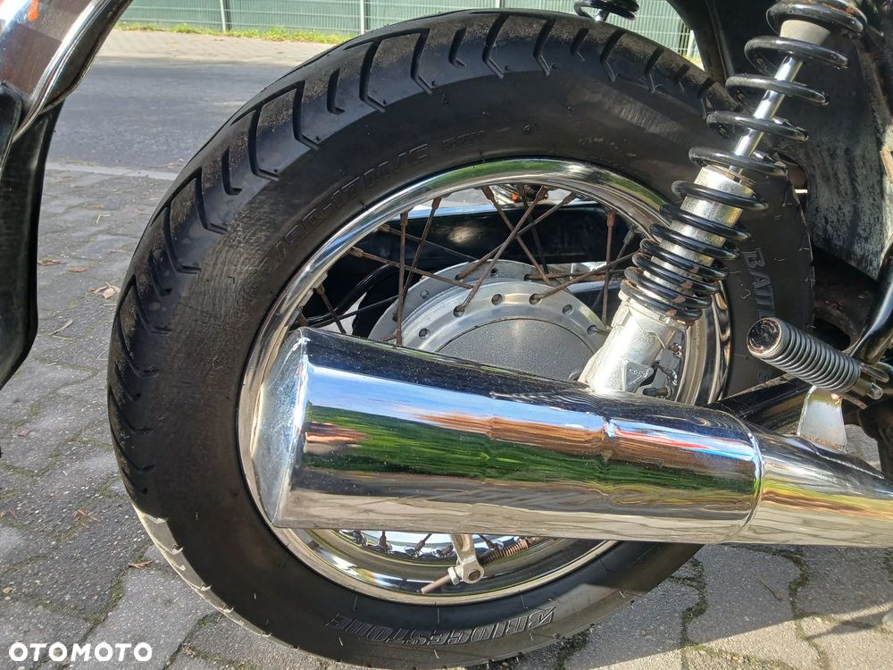 Honda CB - 16